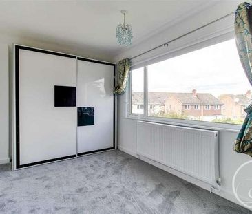 Shadwell Lane, Shadwell, Leeds, LS17 - Photo 5