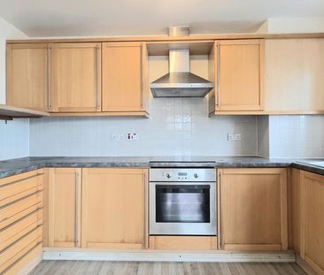 3 bedroom apartment to rent - Photo 5