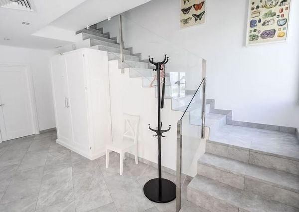 Alquiler de casa de pueblo en Calle Roble, 231