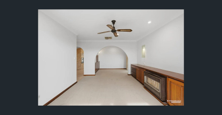 Classic Home with Stunning Hill Views - Photo 4