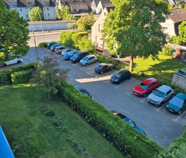 Frisch renovierte 2,5-Zimmer-Wohnung mit Balkon - Foto 1