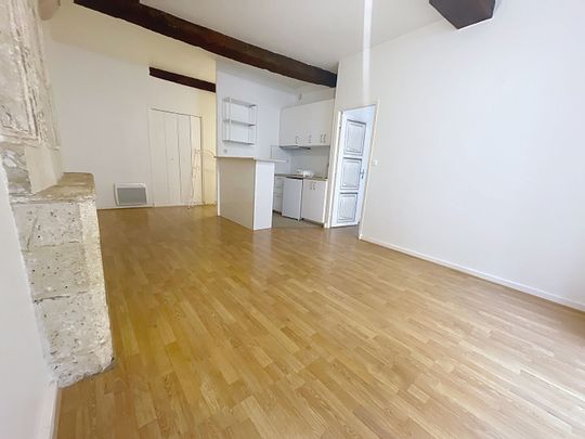 Location Appartement 3 pièces 56m² LA ROCHELLE 17000 - Photo 1