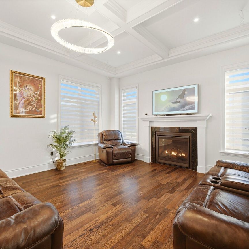For Lease - 2380 Edward Leaver Trail Unit# Upper levels only, Oakville, Ontario - Photo 1
