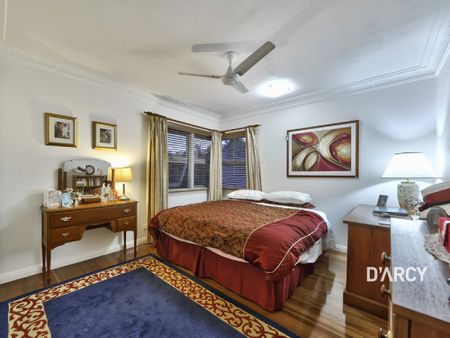 23 FARRELL ST - Photo 4