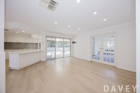 42 Hester Way, Greenwood WA 6024 - House For Rent - $980 | Domain - Photo 3