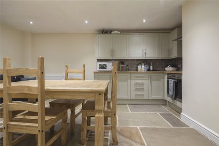 72 Fitzwilliam Street, Huddersfield, HD1 - Photo 5