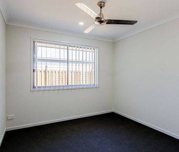 Beautiful Family Home - Photo 6