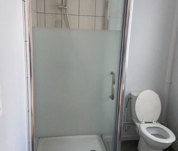 Location Appartement 4 pièces 78m² SOTTEVILLE LES ROUEN 76300 - Photo 5