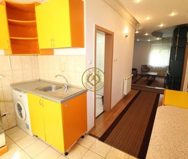 Inchiriez apartament 3 camere in Hunedoara, zona OM-Str.I.L. Caragiale - Fotografie 2