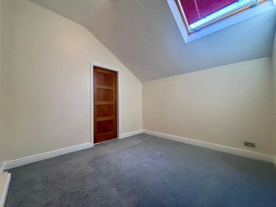 Woodleigh Hall Mews, Knott Lane, Rawdon - Photo 1