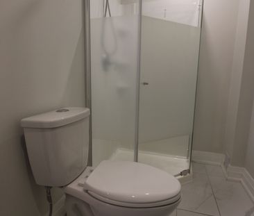 For Lease - 158 Kingshill Road Unit# Lower, Richmond Hill, Ontario - Photo 6