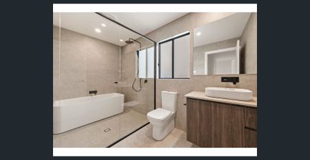 LUXURIOUS CONTEMPORARY TWO-STOREY HOME WITH BESPOKE DESIGN IN A HIGHLY SOUGHT-AFTER LOCATION - Photo 4