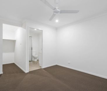 3 Bedroom Low Maintenance Duplex - Photo 4