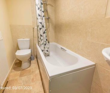 8 Ambleside Avenue - Photo 6