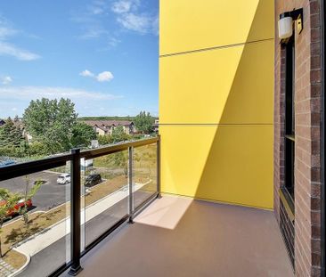 Longueuil (Le Vieux-Longueuil) (Pierre Boucher) - Photo 2