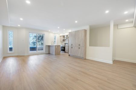 For Lease - 958 Fisher Avenue Unit# A, Carlington - Central Park, Ontario - Photo 4