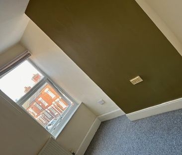 3 Bed End Terrace, Montague Road, LE2 - Photo 3