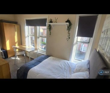 1 bedroom in a house share to rent - Photo 6