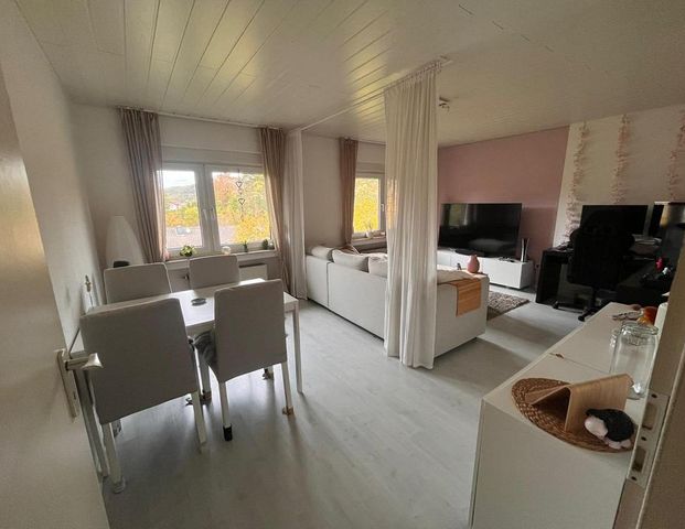 Helle 2-Zimmer-Wohnung in Selbach (Sieg) – 50 qm - Foto 1