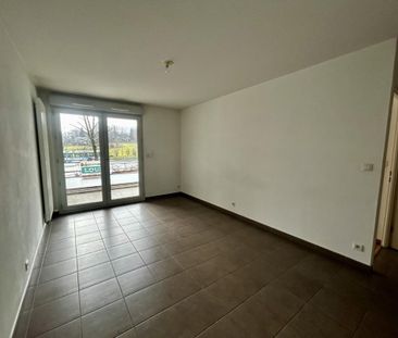 Location Appartement 2 pièces 39m² LA MOTTE SERVOLEX 73290 - Photo 2