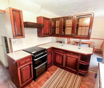 3 bedroom terraced house to rent - Photo 6