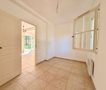 VILLA T6 AVEC PISCINE AU CALME A LOUER A VENTABREN - Photo 2