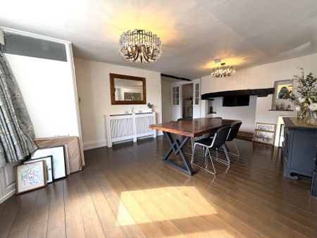 The Precincts, Canterbury - Photo 2