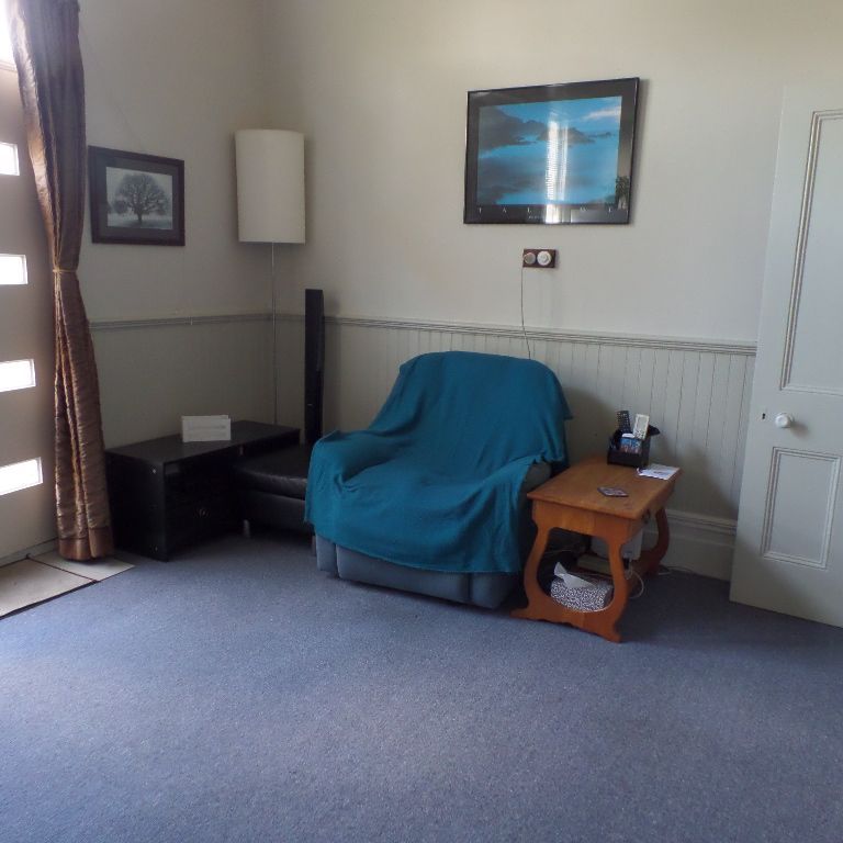 One bedroom unit, located in a secure complex, complete with an electric gate. - Photo 1