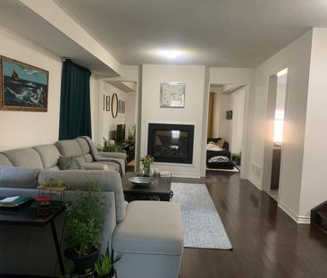 For Lease - 253 Fleetwood Drive, Oshawa, Ontario - Photo 1