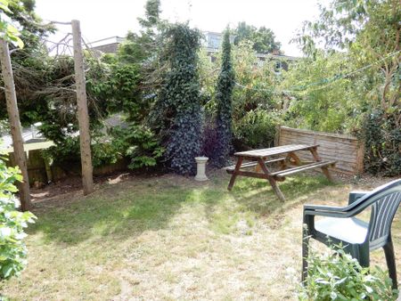 Culpepper Close, Canterbury - Photo 4