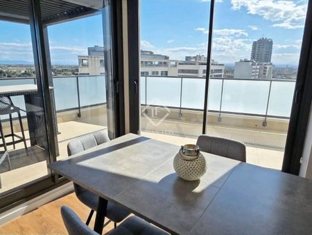 3 bedroom luxury penthouse for rent in Valencia, Spain - Photo 5