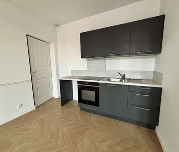 Location Appartement 2 pièces 40m² - Photo 4