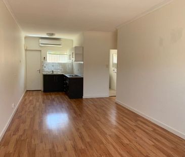 Centrally located unit - Photo 6