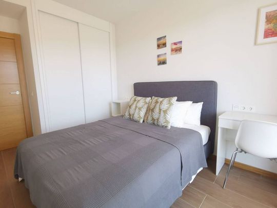 Luxury Apartment for rent in Nueva Andalucia, Andalusia - Photo 1