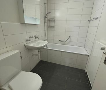 Shared kitchen of 4.5 rooms, child-friendly, beautiful view - Photo 5