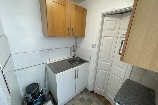 Exmouth Road - Photo 1