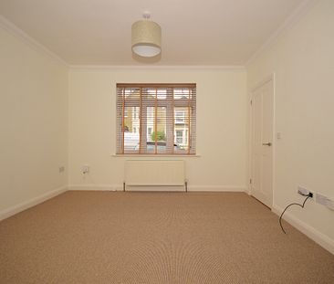 2 bedroom semi-detached house to rent - Photo 1