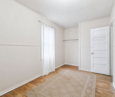 For Lease - 78 Eighth Avenue, Brantford, Ontario - Photo 1