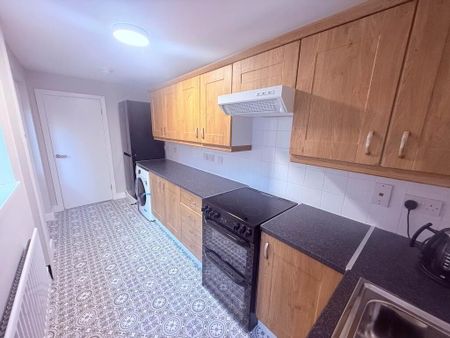 4 Chobham Street, Bloomfield, Belfast, BT5 5BL - Photo 5