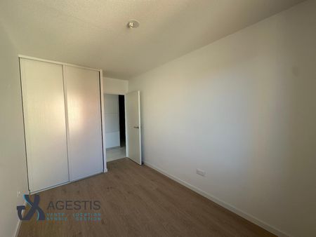 APPARTEMENT T3 65M - Photo 5