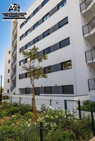 Apartamento de alquiler en Calle Pintor Pacheco, 4, Los Jardines de Marbella - La Ermita - Photo 3