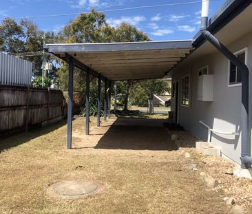 3 BEDROOM HOME IN SLADE POINT - Photo 3