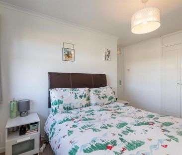 6 Fairview Road, Newtownabbey, BT36 6QP - Photo 2