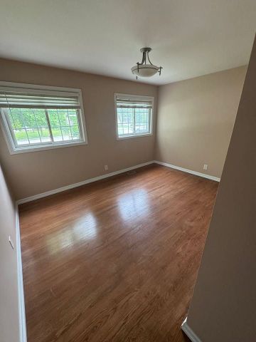 For Lease - 370 Greenbrook Drive, Kitchener, Ontario - Photo 4