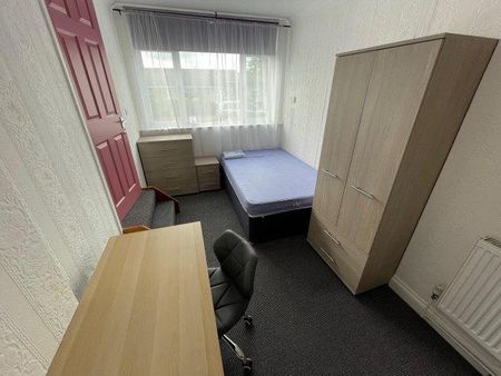 5 bedroom house share to rent - Photo 3