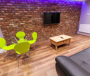 Cheapside, L2 - Photo 1