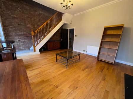 Apt 3, 66 Wellington Park, Belfast BT9 6DP - Photo 2