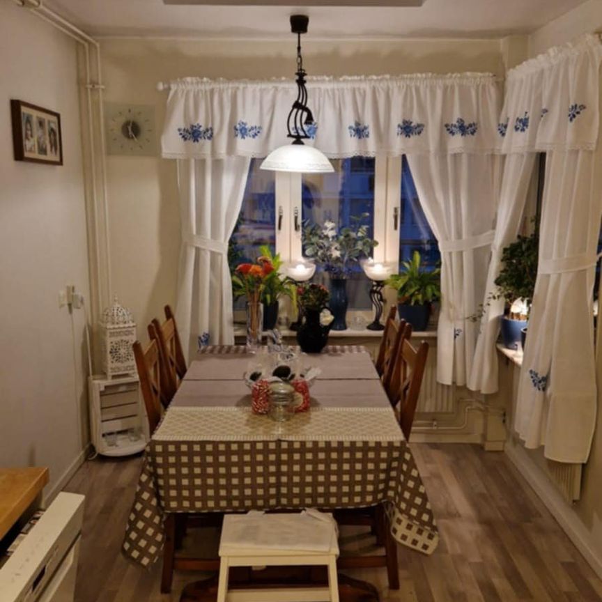 Centralvägen, Upplands Väsby - Photo 1