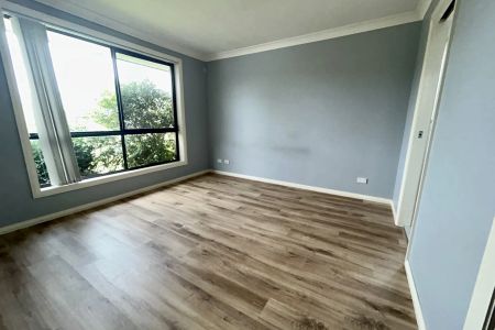 Low-Maintenance Living, Modern Design - Photo 2