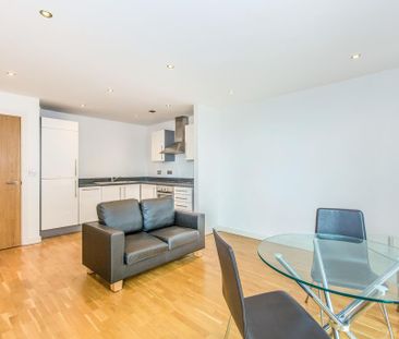 1 bedroom flat to rent - Photo 6